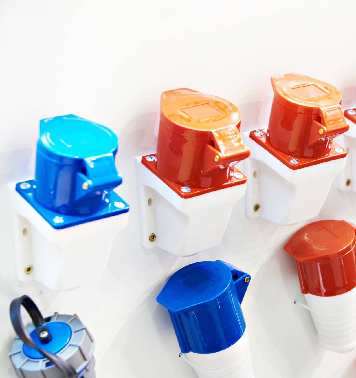 Plugs & Sockets